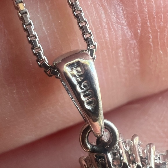 1.11ct solid platinum genuine opal/VS Diamond necklace - Picture 2 of 12